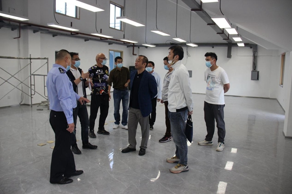 1653923339112910.jpg 4.jpg