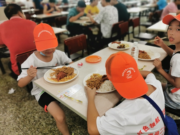 1658975308934368.jpg 青少年夏令营保障服务2.jpg