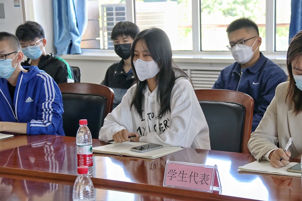 1664503576440011.jpg 倾听心声,优化服务,华北理工大学召开商贸服务座谈会3.jpg