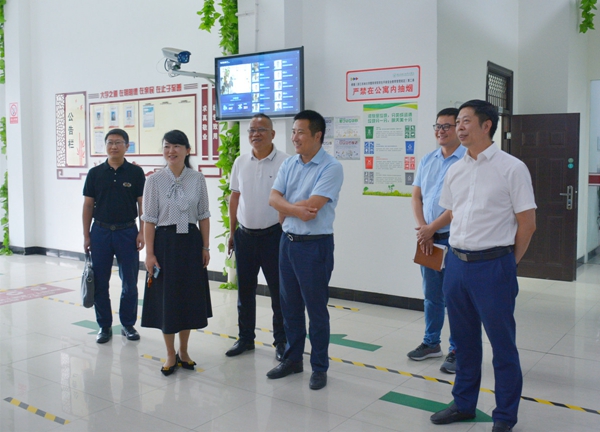 1664976169595192.jpg 2v1j32zqni.jpg