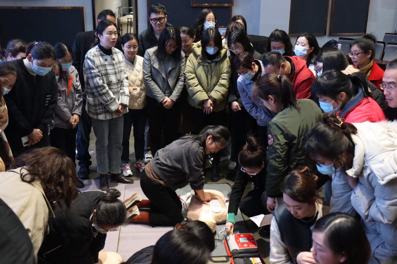 1682491640272386.jpg 4.jpg