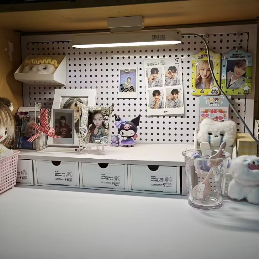 1713237542899198.jpg 1713237542899198.jpg