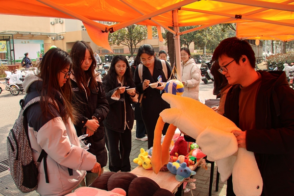 1741941236688953.jpg 4.jpg