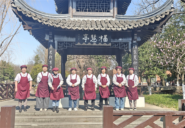 1742783280893751.jpg 4.jpg