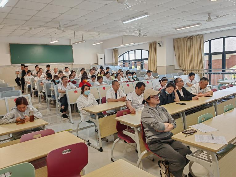 1745485086615336.png 图片2.png