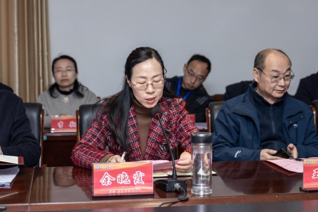 湖北省高等学校后勤管理研究会秘书长工作会议在黄冈师范学院召开