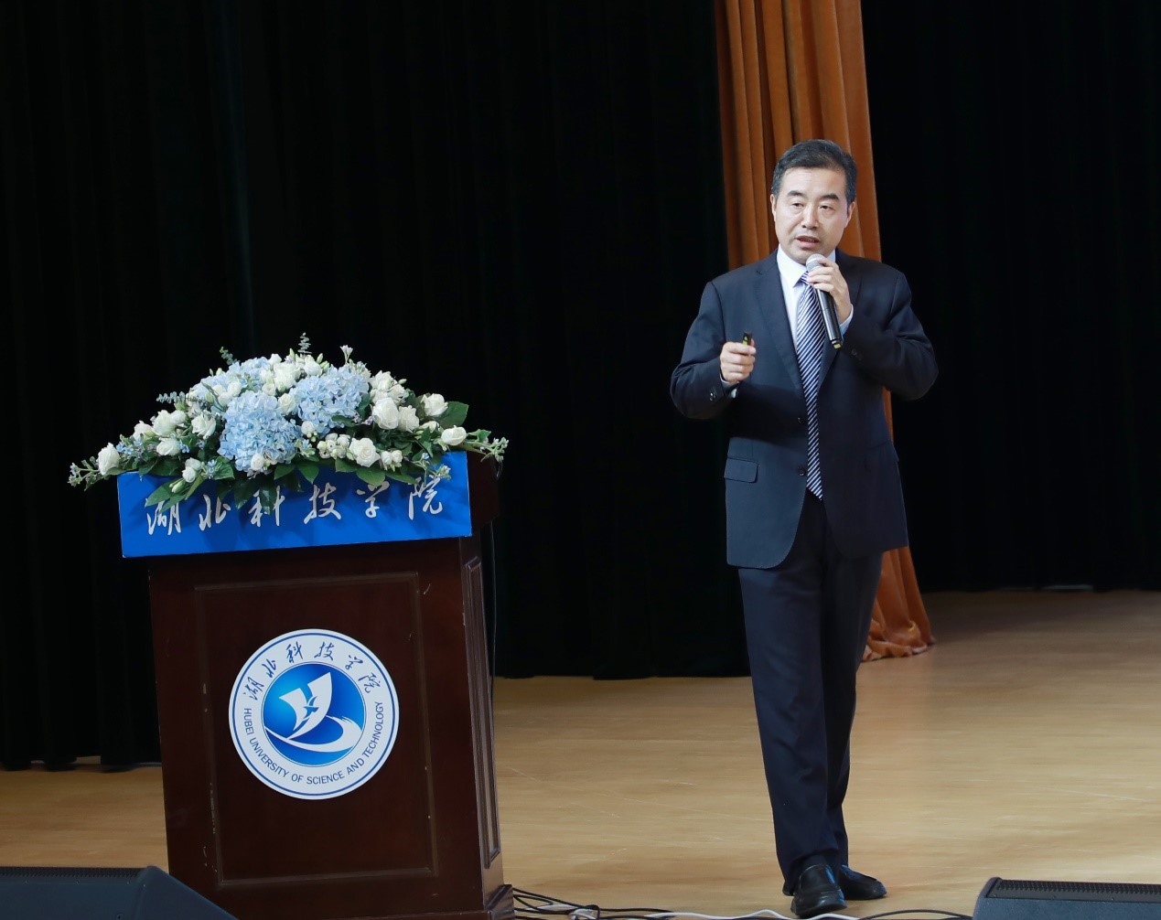 1685500056583192.jpg 钱明俊.jpg