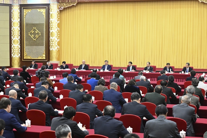 习近平看望参加政协会议的农工党九三学社医药卫生界社会福利和社会保障界委员