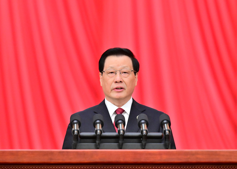 十四届全国人大四次会议举行第二次全体会议 习近平等出席